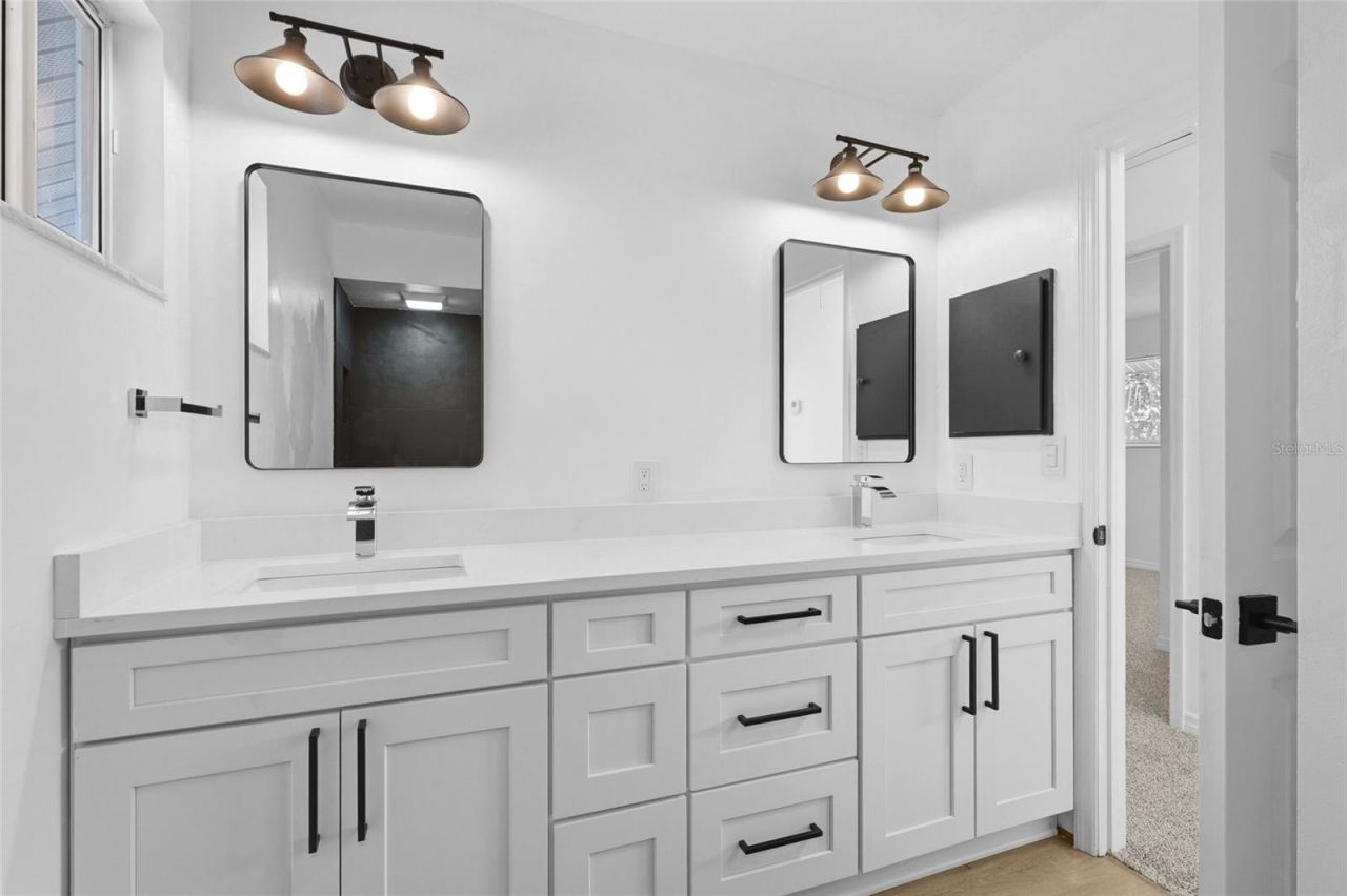 4074 Redbird Circle , Sarasota, FL 34231 Photo