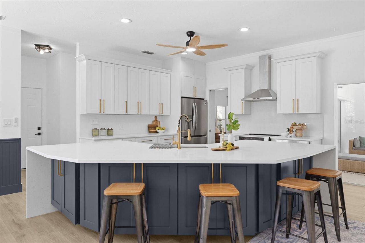 4074 Redbird Circle , Sarasota, FL 34231 Photo