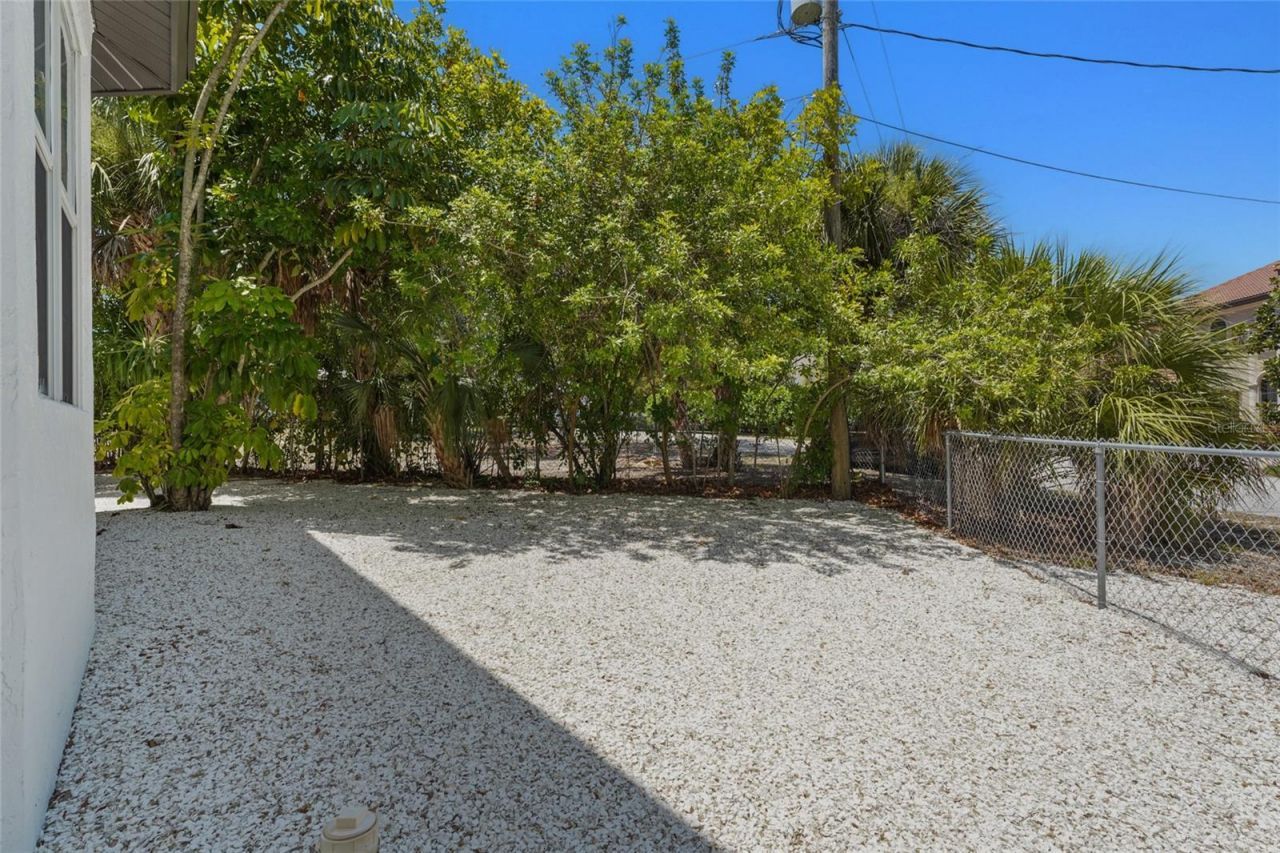 4074 Redbird Circle , Sarasota, FL 34231 Photo