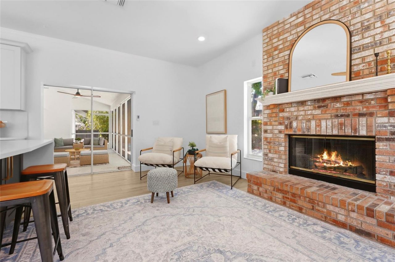 4074 Redbird Circle , Sarasota, FL 34231 Photo
