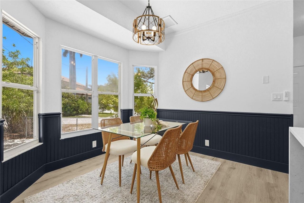 4074 Redbird Circle , Sarasota, FL 34231 Photo