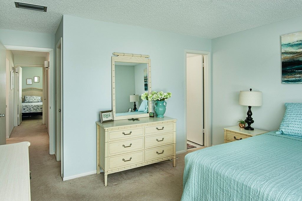78 Royal Oak Drive, Unit 201, Vero Beach, FL 32962 Photo