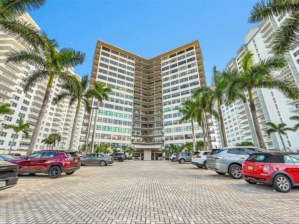 3800 Galt Ocean Drive, Unit 311, Fort Lauderdale, FL 33308