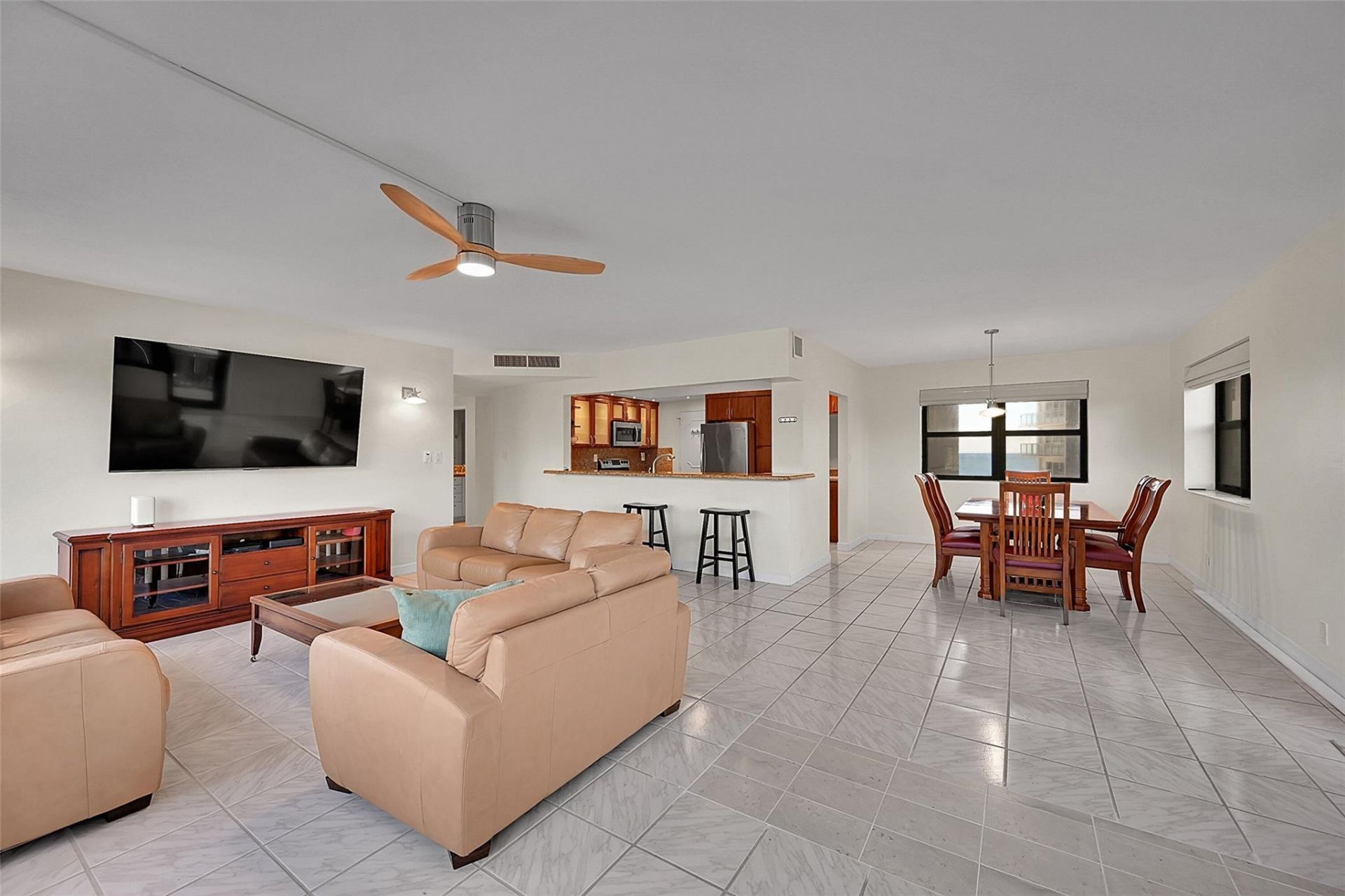 3800 Galt Ocean Drive, Unit 311, Fort Lauderdale, FL 33308 Photo