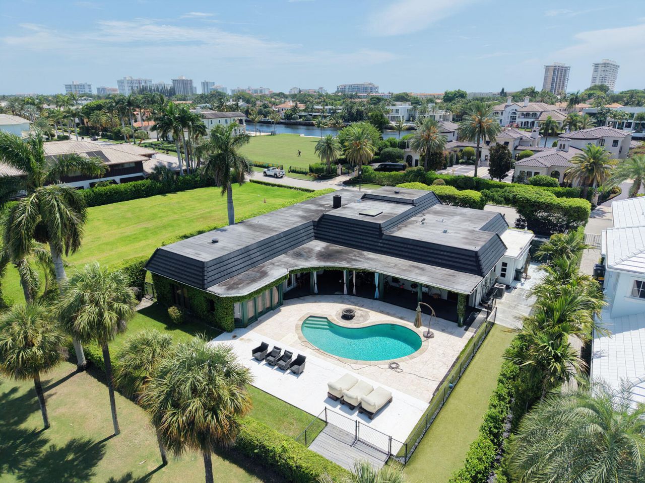 1877 Royal Palm Way, Boca Raton, FL 33432 Photo