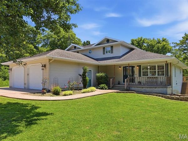 169 State Highway 128 , Cowden, IL 62422