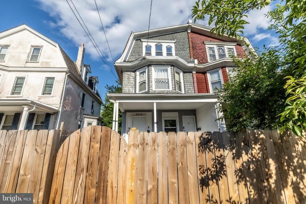6515 N Park Avenue, Philadelphia, PA 19126 Main Photo