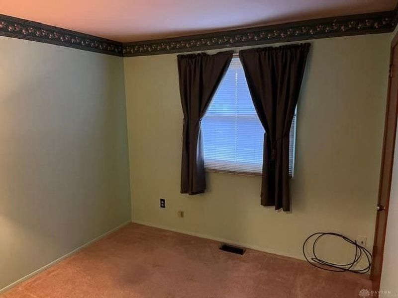 725 Hile Lane, Englewood, OH 45322 Photo 13