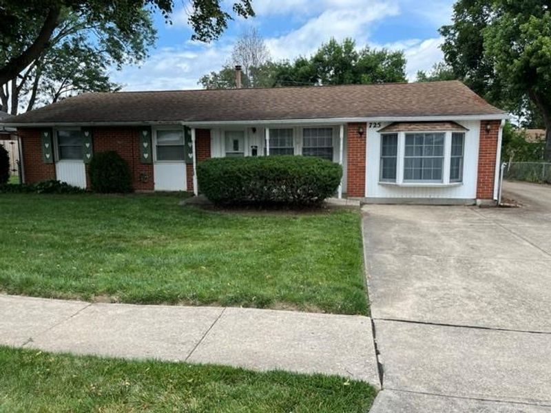 725 Hile Lane, Englewood, OH 45322 Photo 2