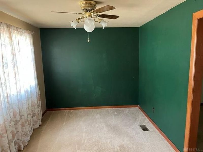 725 Hile Lane, Englewood, OH 45322 Photo 8