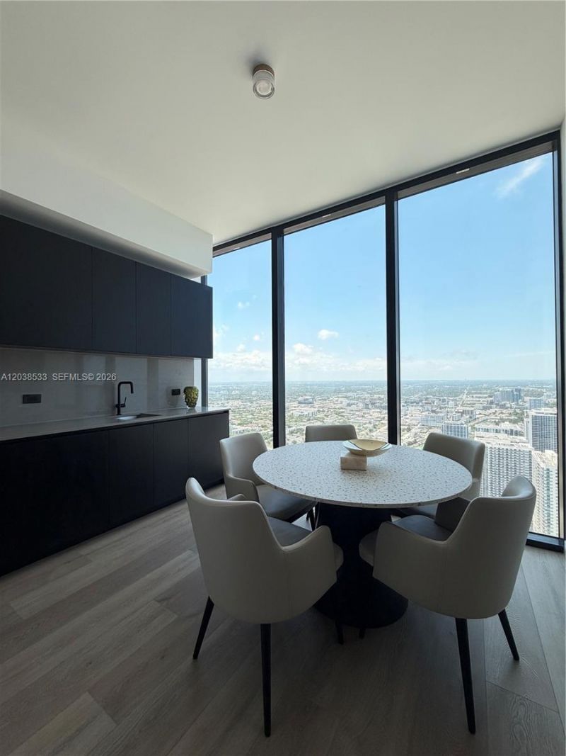 20 NE 11th St , Unit 5305, Miami, FL 33132 Photo