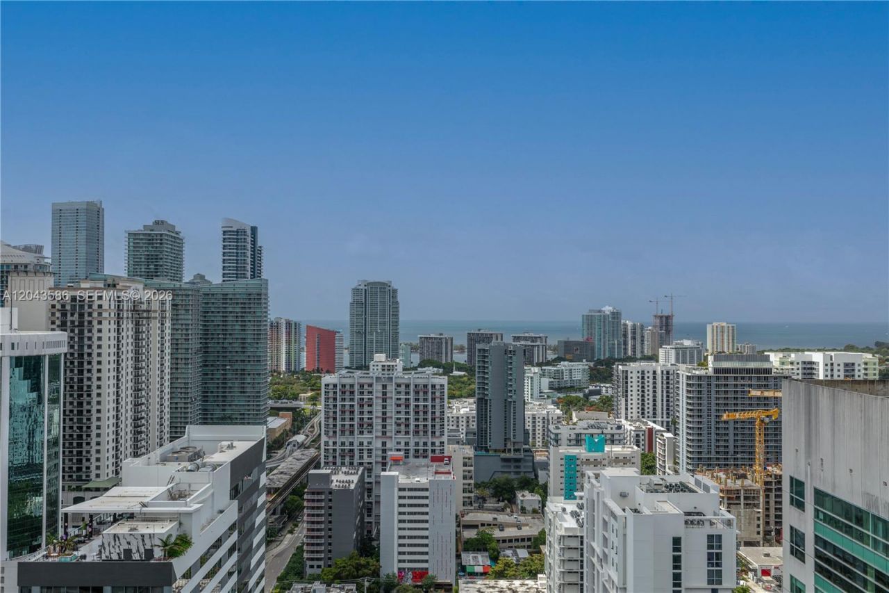 690 SW 1st Ct , Unit PHII17, Miami, FL 33130 Photo