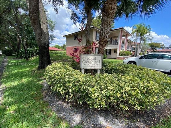 9643 NW 4th St , Unit 5B, Coral Springs, FL 33071