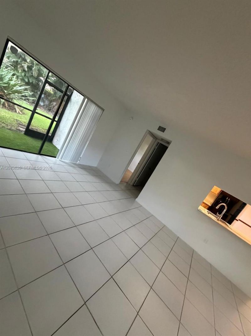 9643 NW 4th St , Unit 5B, Coral Springs, FL 33071 Photo