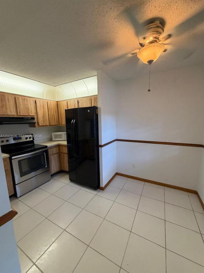 9643 NW 4th St , Unit 5B, Coral Springs, FL 33071 Photo