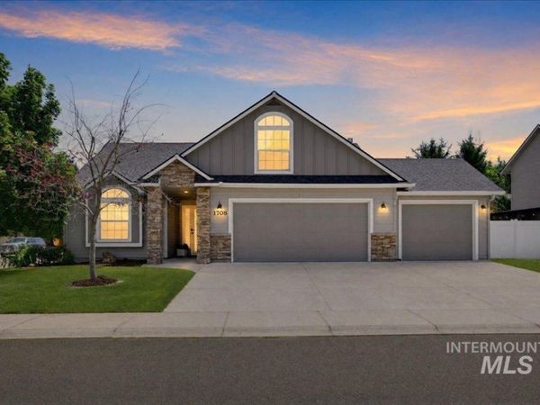 1708 S Glasgow Ave, Nampa, ID 83686