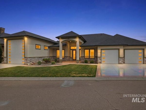 11274 W Royal Ridge Ct, Nampa, ID 83686