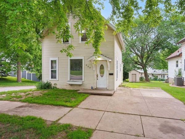 209 KENNETH AVENUE, Kaukauna, WI 54130