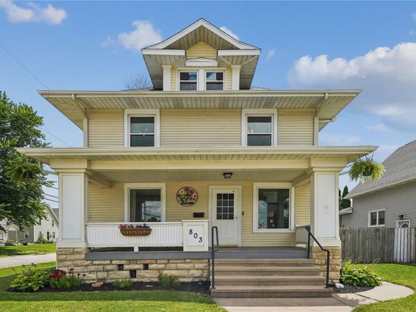 803 4th Street SW, Cedar Rapids, IA 52404