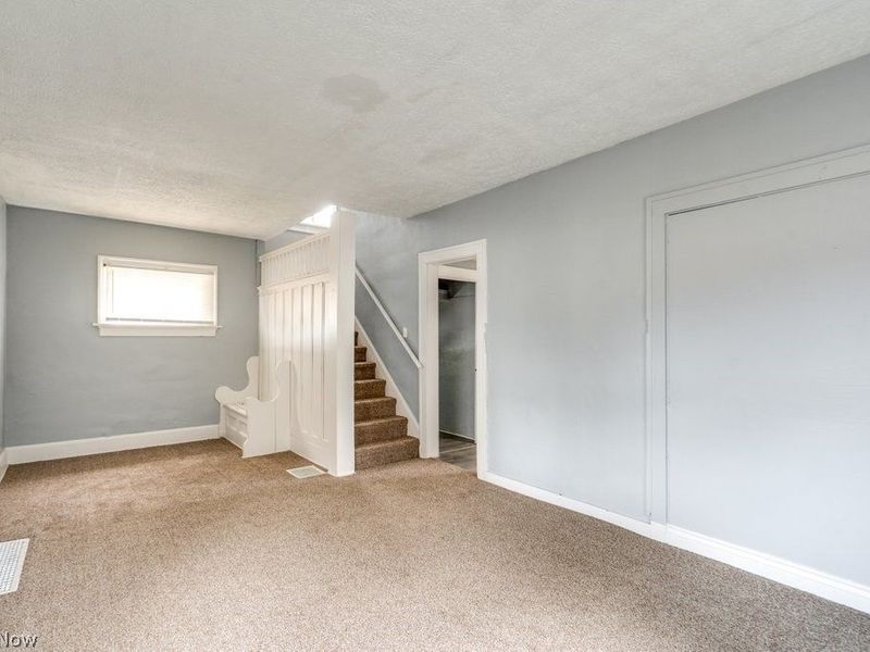 732 Akin Court SW, Canton, OH 44706 Photo 4