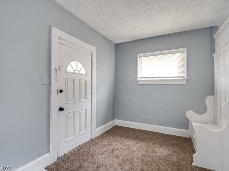 732 Akin Court SW, Canton, OH 44706 Photo 6