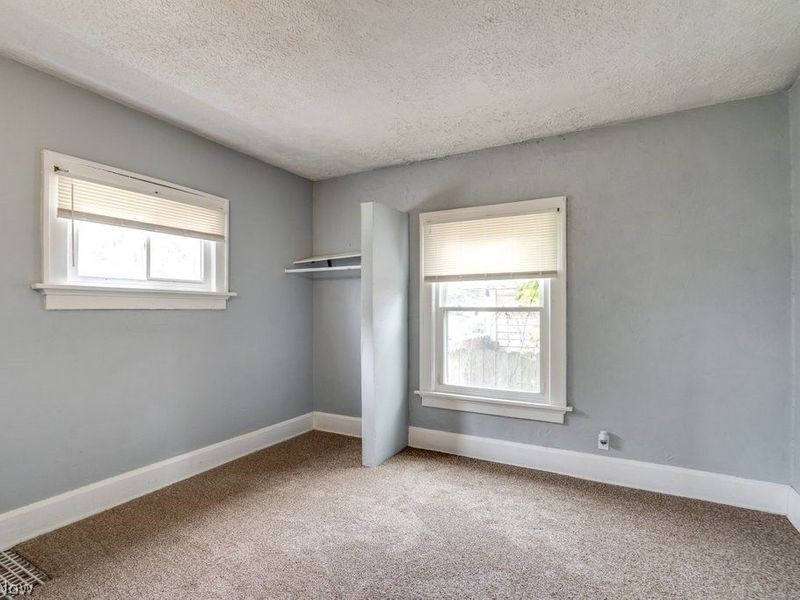 732 Akin Court SW, Canton, OH 44706 Photo 8