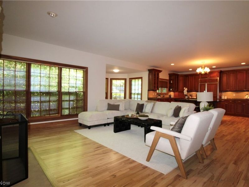 15150 Overture Drive, Newbury, OH 44065 Photo 9