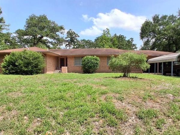 913 Lazy Lane, Bryan, TX 77802