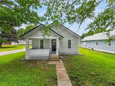 213 W Ada Street, Norborne, MO 64668
