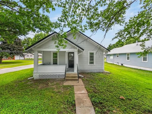 213 W Ada Street, Norborne, MO 64668