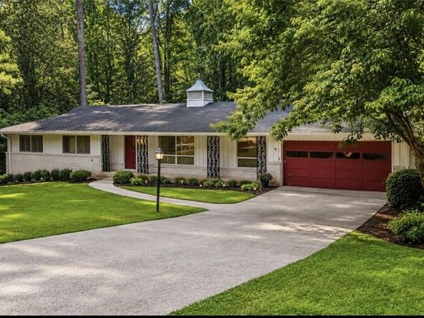 165 W Spalding Drive , Atlanta, GA 30328
