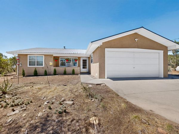 59 W Willard Road , Edgewood, NM 87015