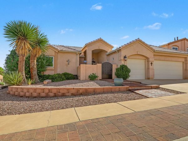 10901 Pasquale Drive NW, Albuquerque, NM 87114