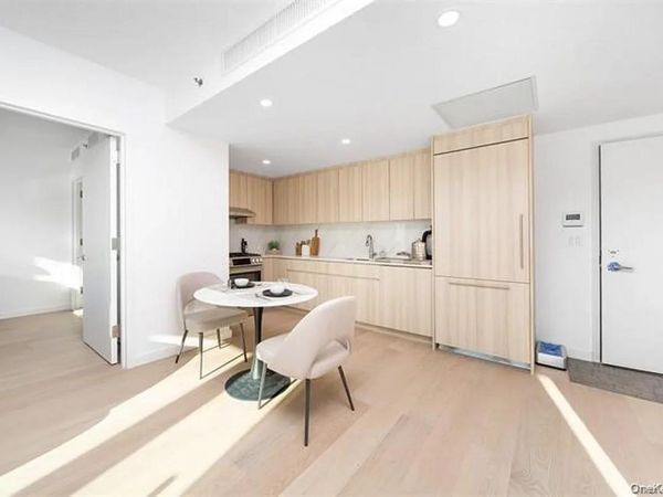 3371 Prince Street , Unit 8C, Flushing, NY 11354