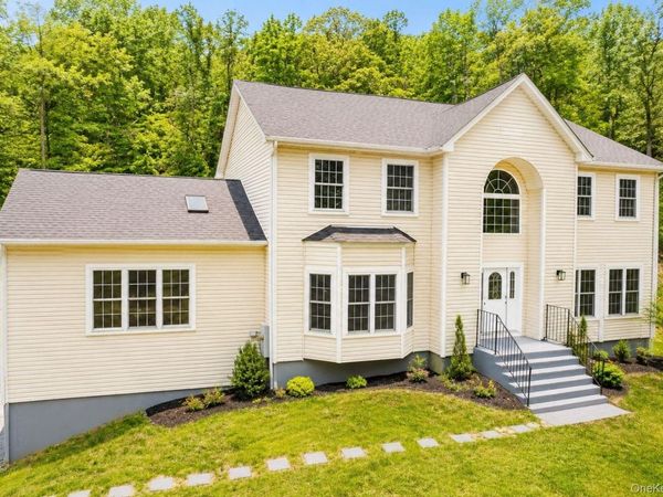 138 Half Moon Road , Highland, NY 12528