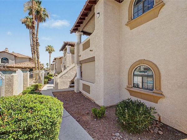 1415 Santa Margarita Street , Unit F, Las Vegas, NV 89146