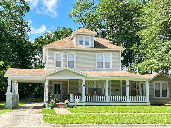 312 W Pine Street, Warren, AR 71671