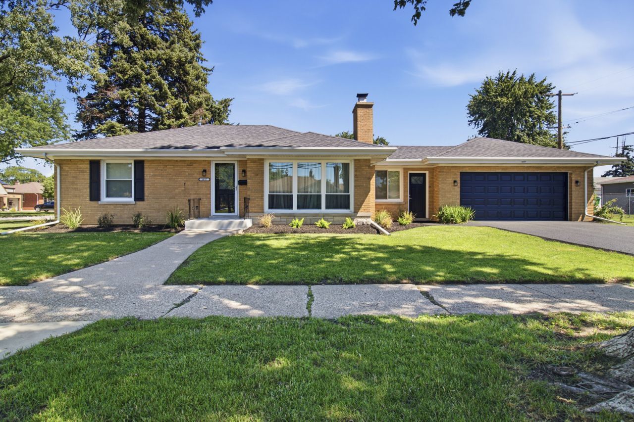 1857 Bristol Avenue, Westchester, IL 60154 Main Photo