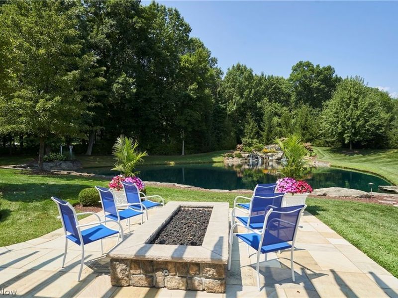 520 Arbor Falls Drive, Sharon, OH 44281 Photo 25