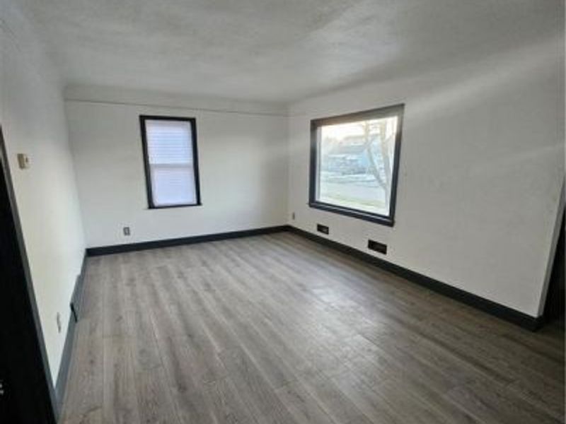 4063 E 148th Street, Cleveland, OH 44128 Photo 16