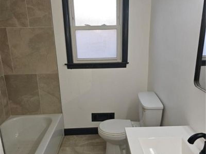 4063 E 148th Street, Cleveland, OH 44128 Photo 6