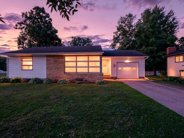 711 Elm Avenue, Gaylord, MN 55334