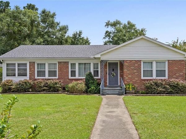 2915 Brierwood Drive, Mobile, AL 36606