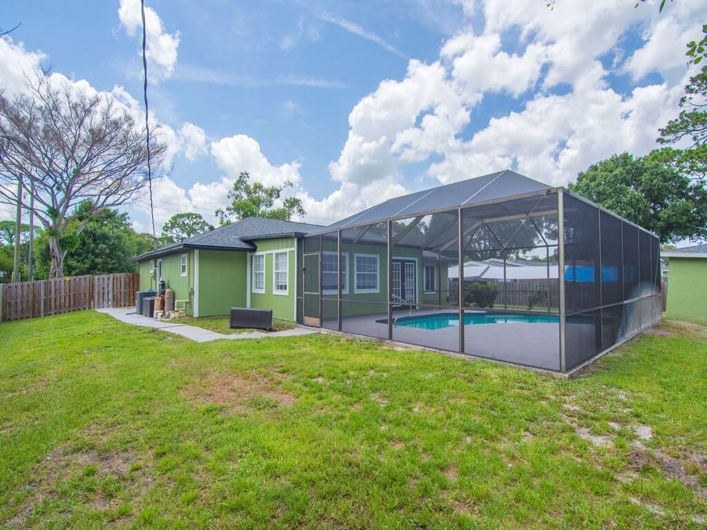 5612 Deleon Avenue, Fort Pierce, FL 34951 Photo