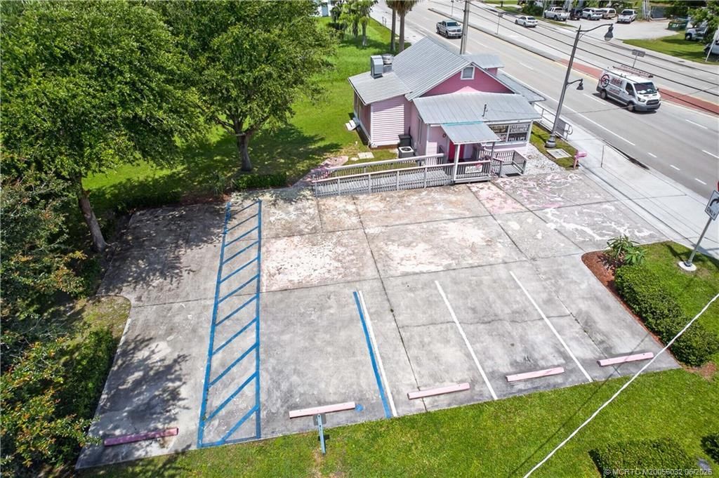 1005 W Midway Road , Fort Pierce, FL 34982 Photo