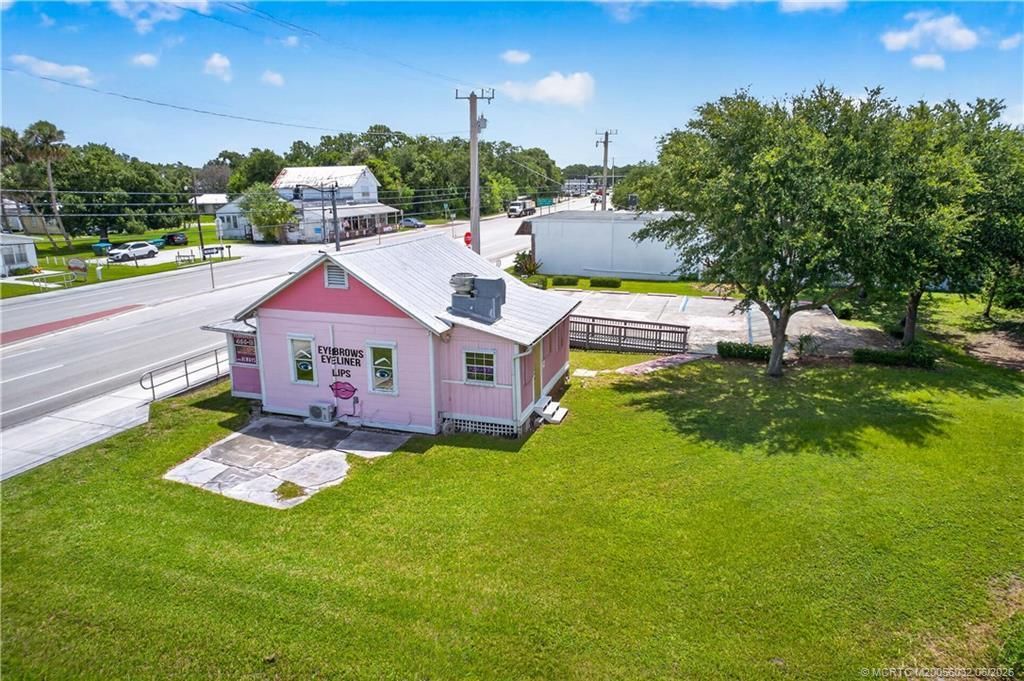 1005 W Midway Road , Fort Pierce, FL 34982 Photo