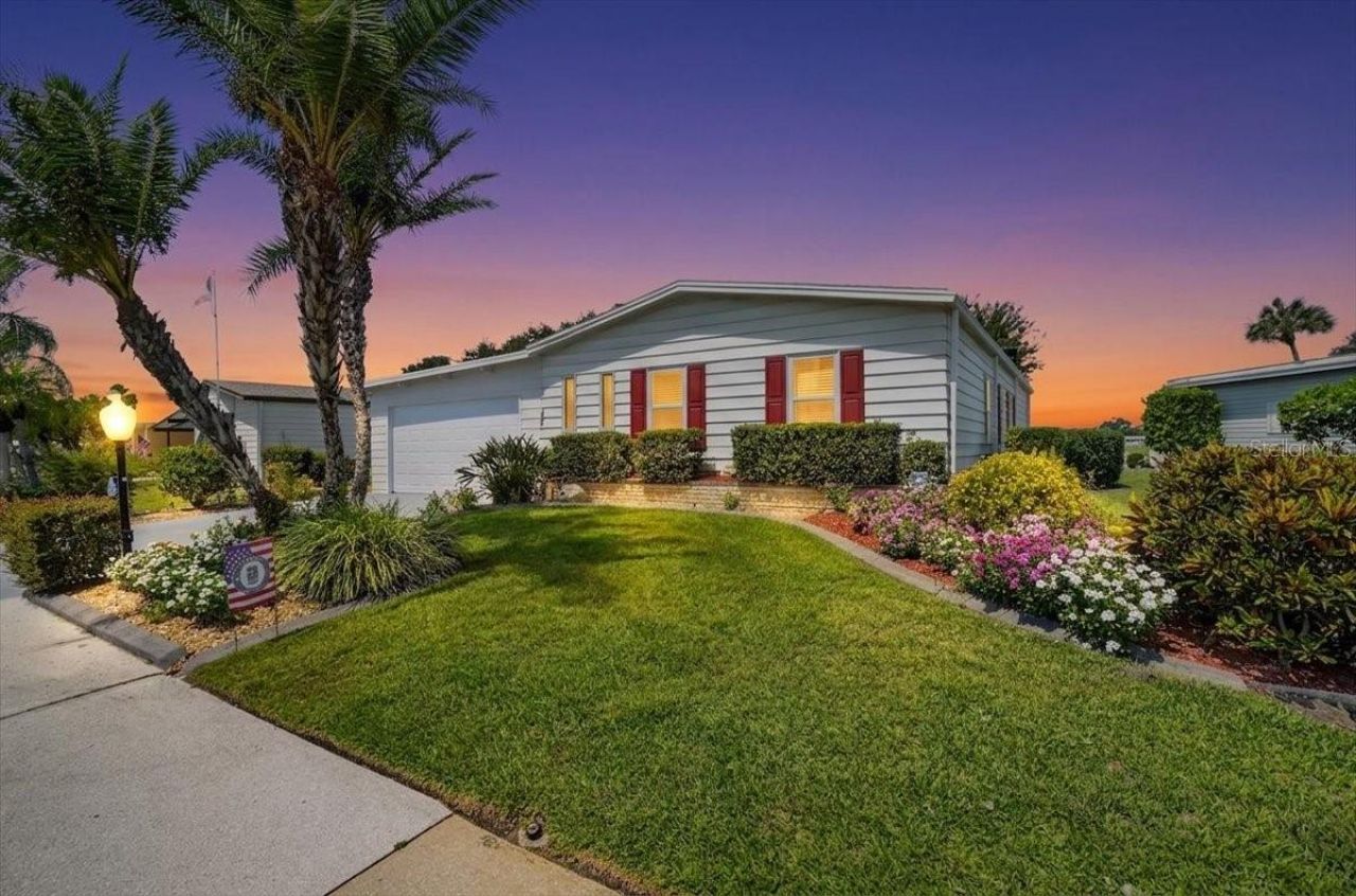 8469 Imperial Lakes Circle, Palmetto, FL 34221 Photo