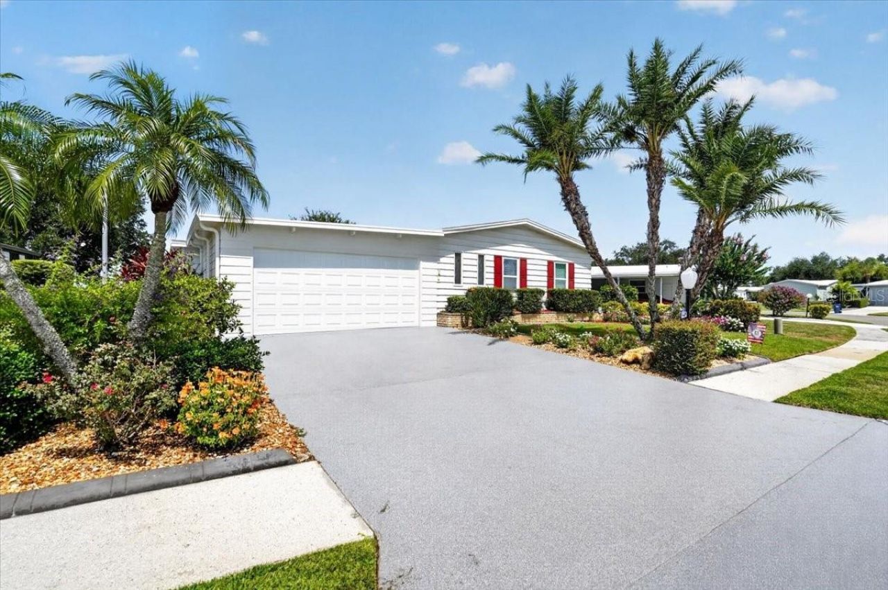8469 Imperial Lakes Circle, Palmetto, FL 34221 Photo