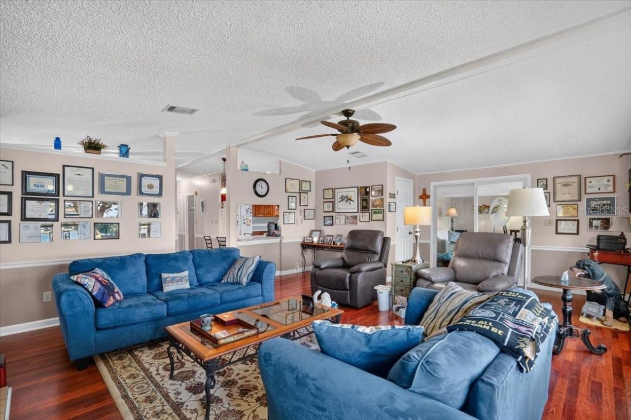 8469 Imperial Lakes Circle, Palmetto, FL 34221 Photo