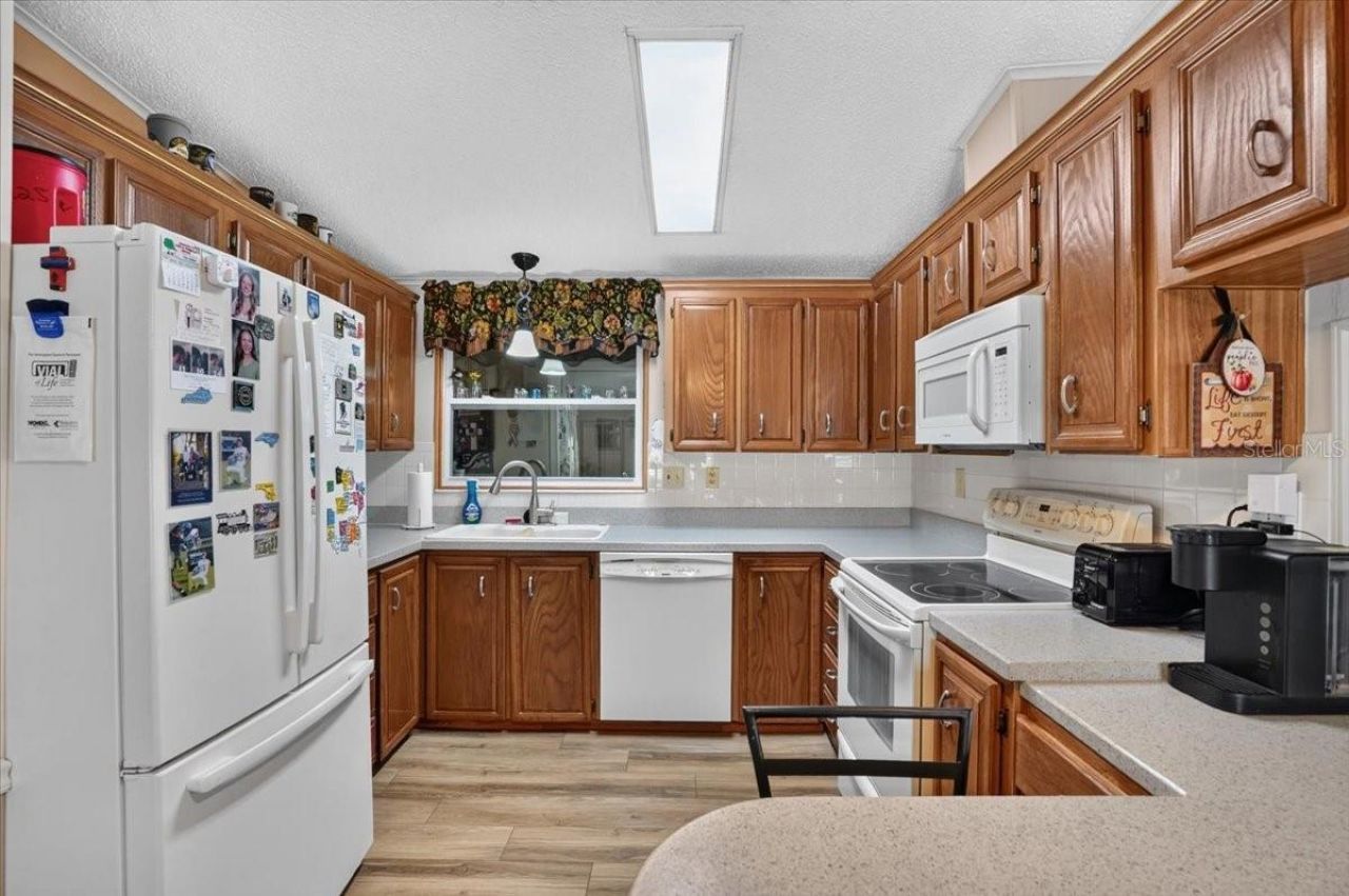 8469 Imperial Lakes Circle, Palmetto, FL 34221 Photo